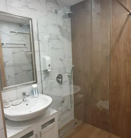 Fox Boutique Gardens Apartament Borowec
