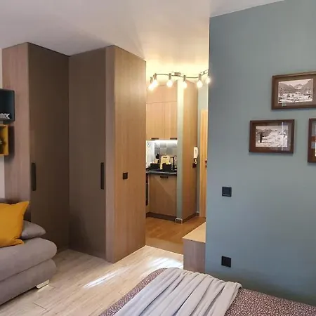 Fox Boutique Gardens Apartament Borowec