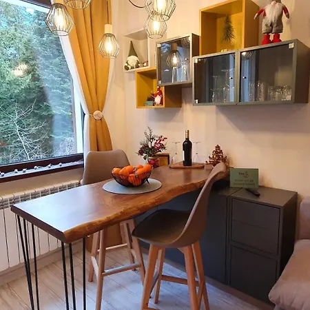 Fox Boutique Gardens Apartament Borowec